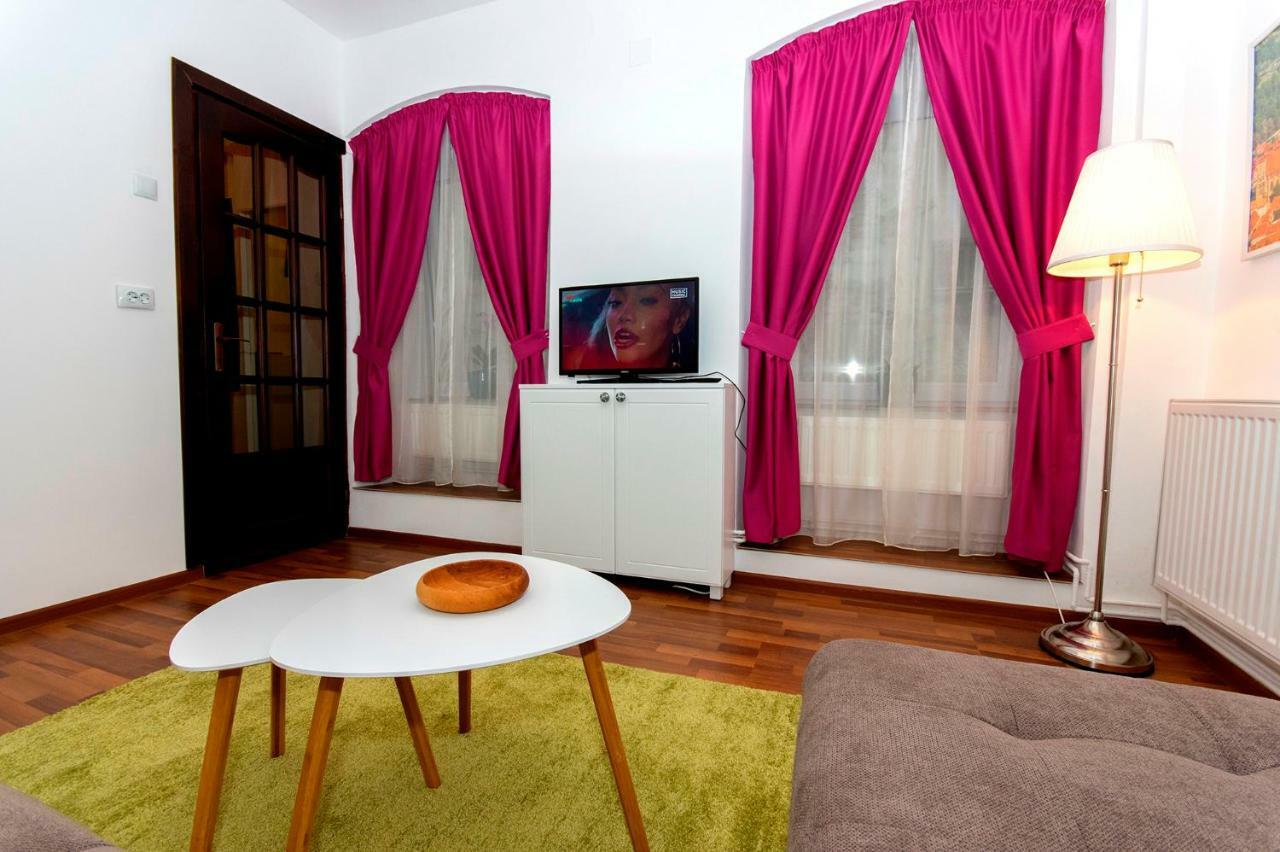 Apartment Ava's Brașov